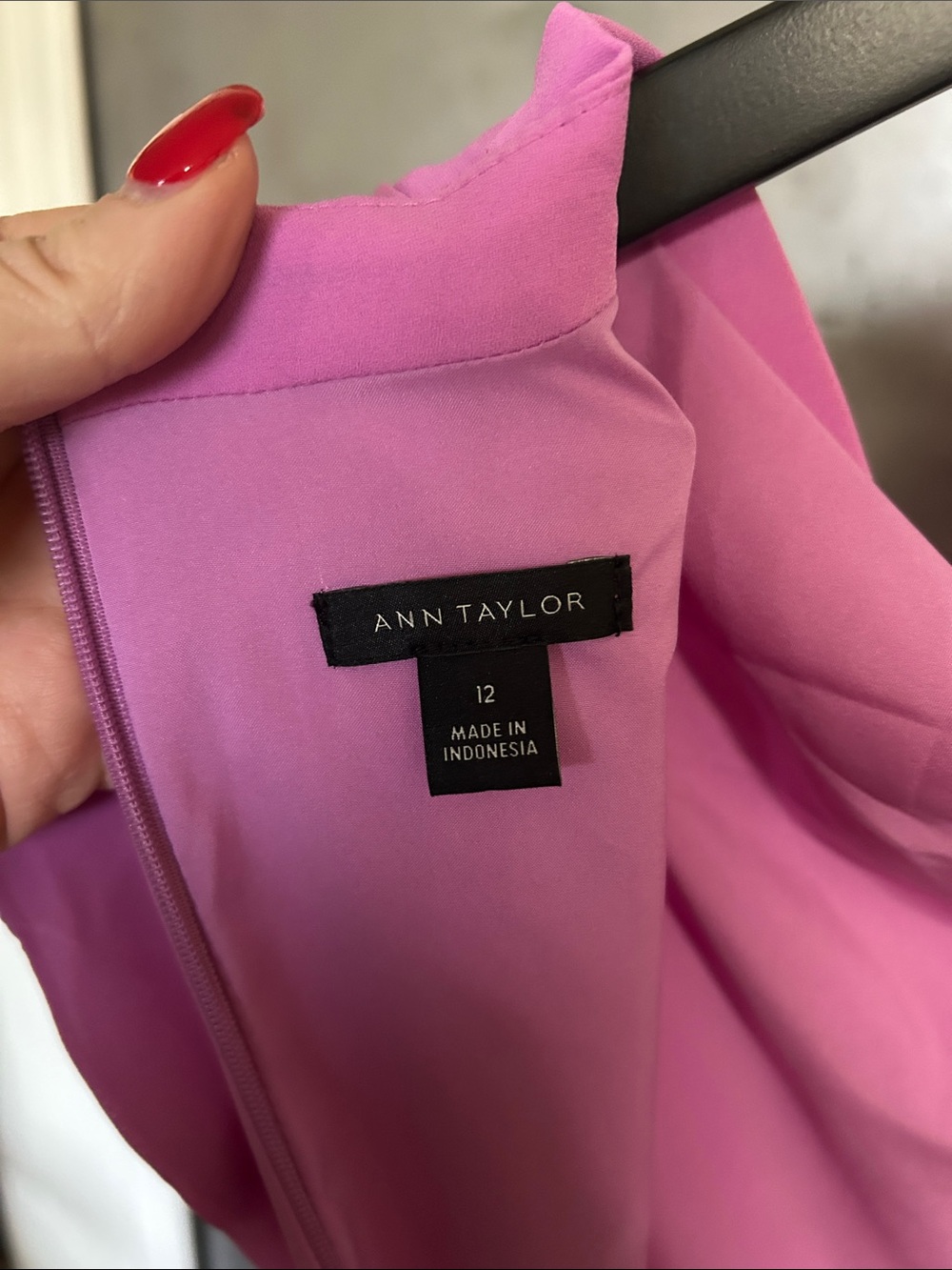 Ann Taylor Sleeveless Maxi Dress in Bright Pink - Picture 7 of 8